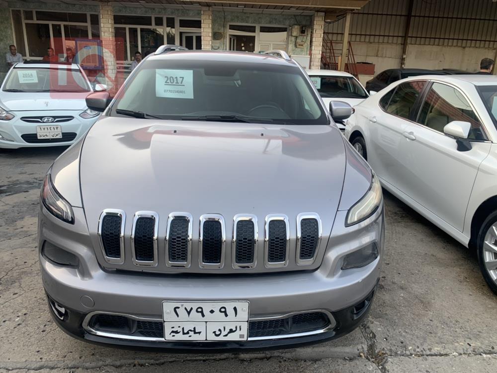 جیپ شیرۆکی